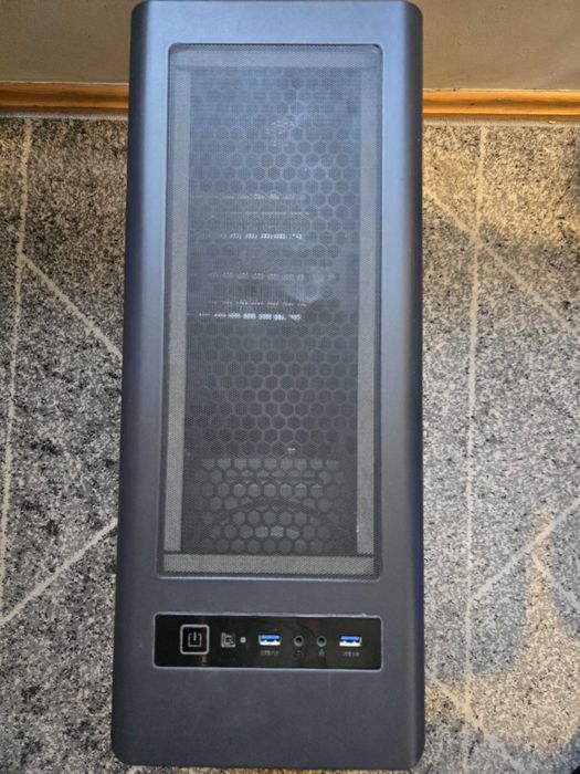 Gamingowy komputer– i5-9600K/GTX 1650/32 GB RAM/SSD / Win 10 Pro