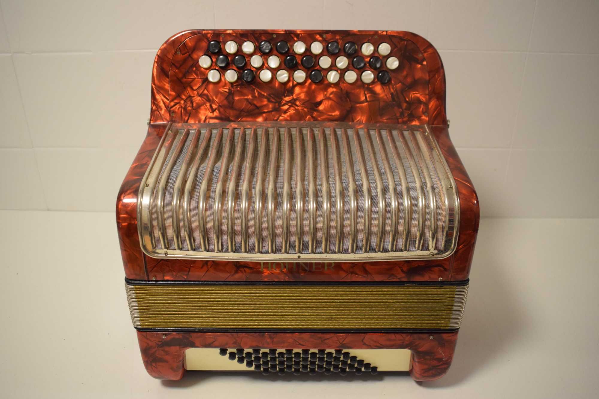 Acordeao Hohner Amati 2 Voz 48 Baixos, N 015