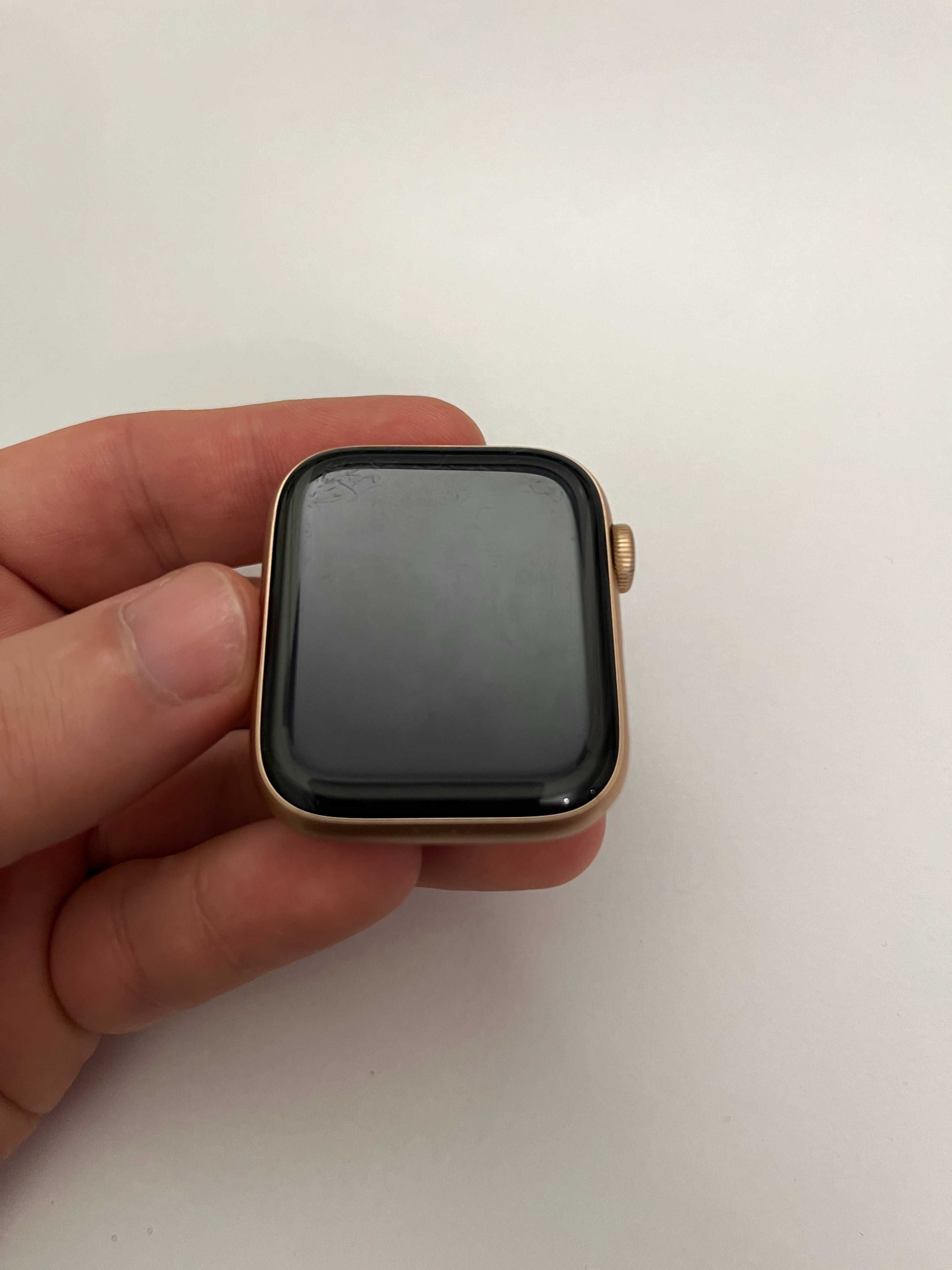Apple watch 5 44mm 92% gold