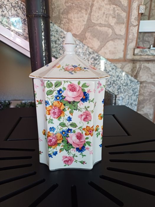 Peça Decorativa Floral Ecof