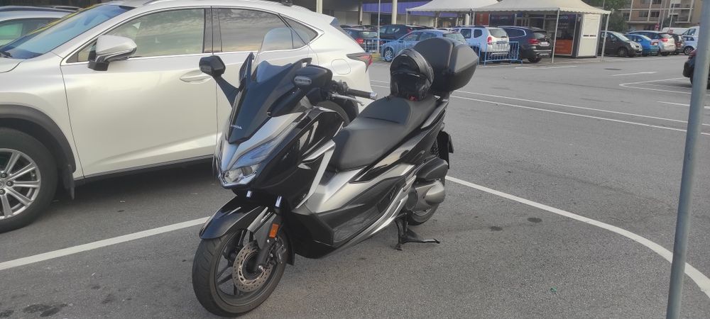 Honda Forza  300