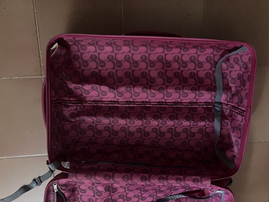 Vendo troley de porão