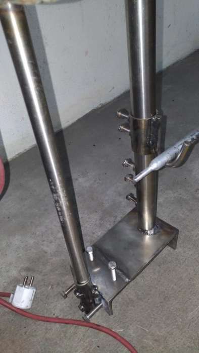 Espeto de inox com motor e adaptação para churrasqueira