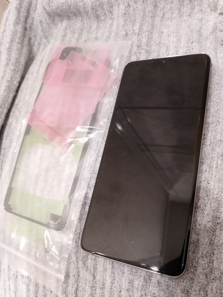 Smartfon telefon Samsung Galaxy S20+ 5G 128/12 GB