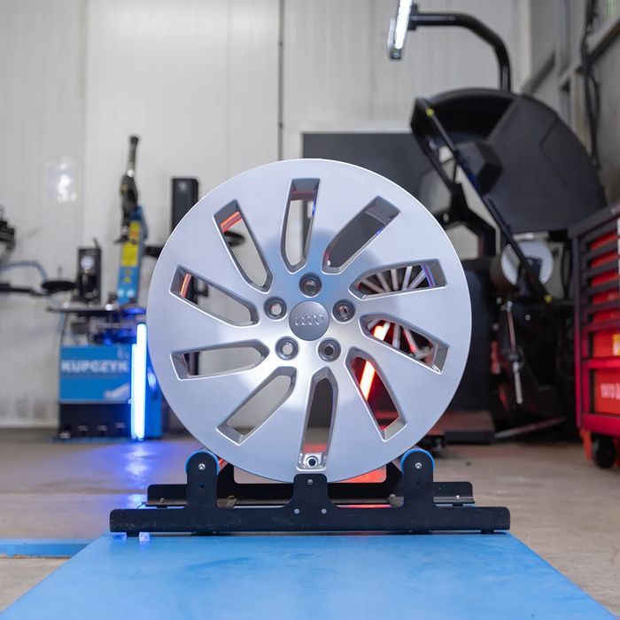 FABRYCZNIE NOWE Oryginalne Felgi Audi 18" - A4 A5 A6 A7 A8 Q3 Q5 Q7