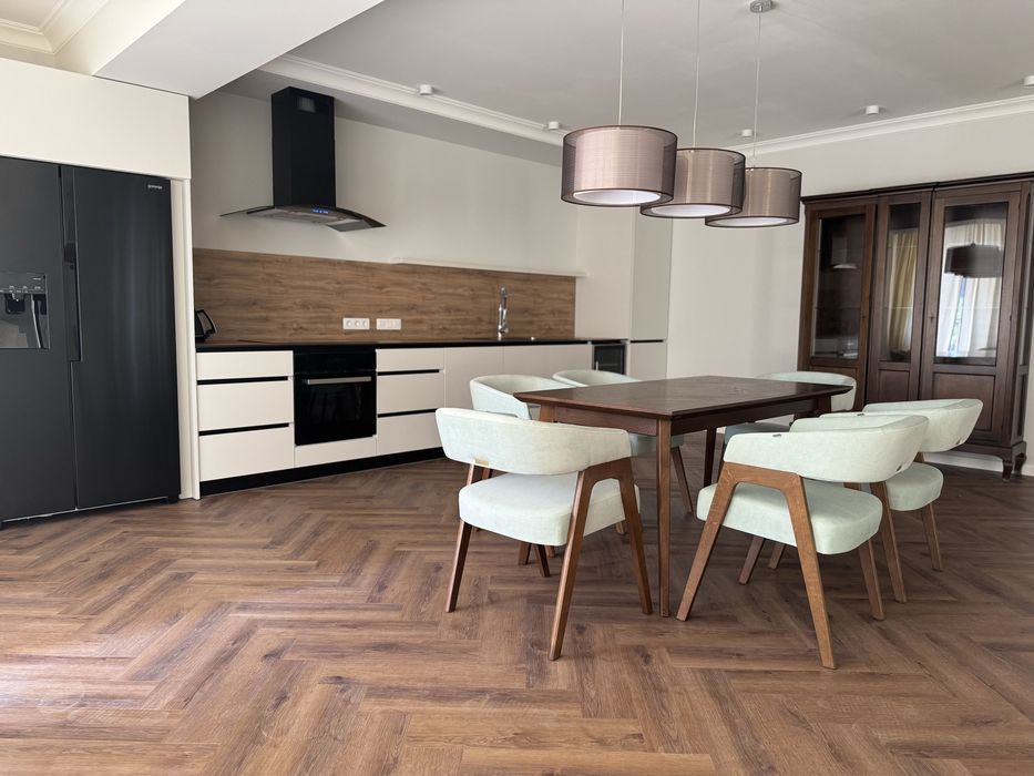 Перша сдача 4к біля метр,Контрактова площа, Подол, Нижній Вал,27/29