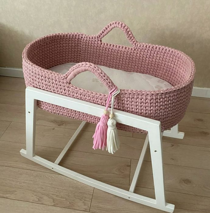 Продам детскую люльку