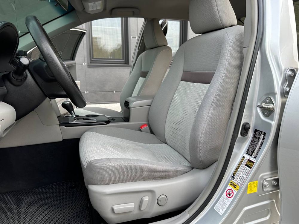 Toyota Camry 2014 газ/бензин