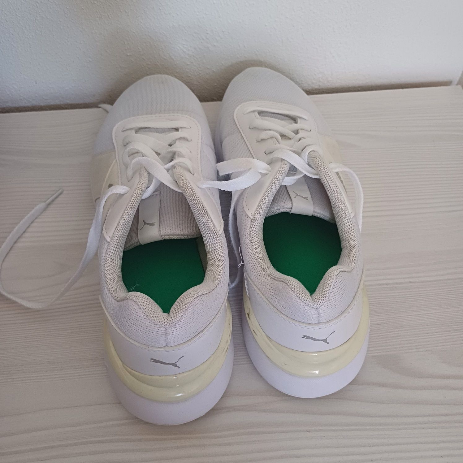 Buty sportowe damskie Puma 40