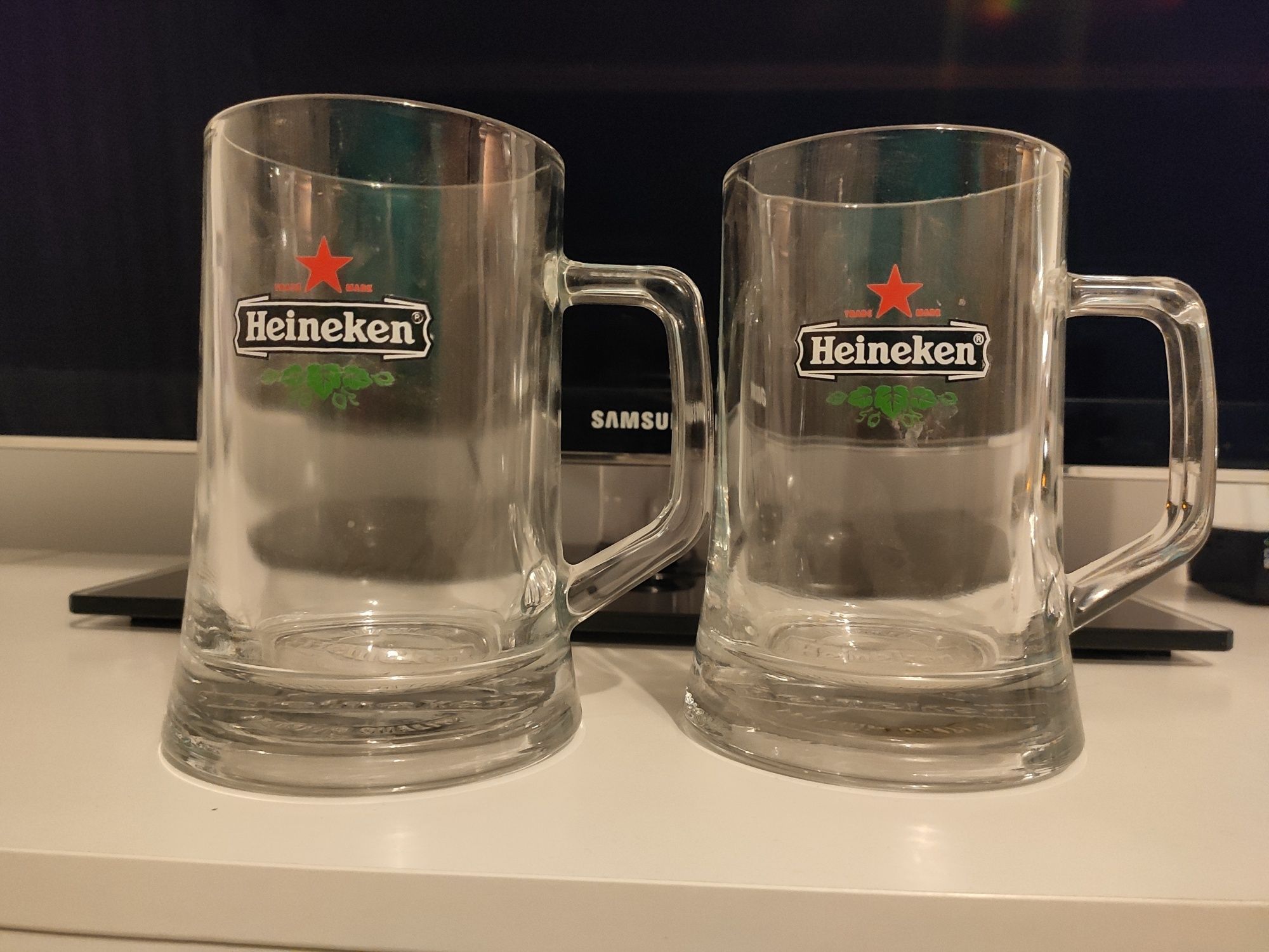 2 duże kufle heineken 0.5 litra