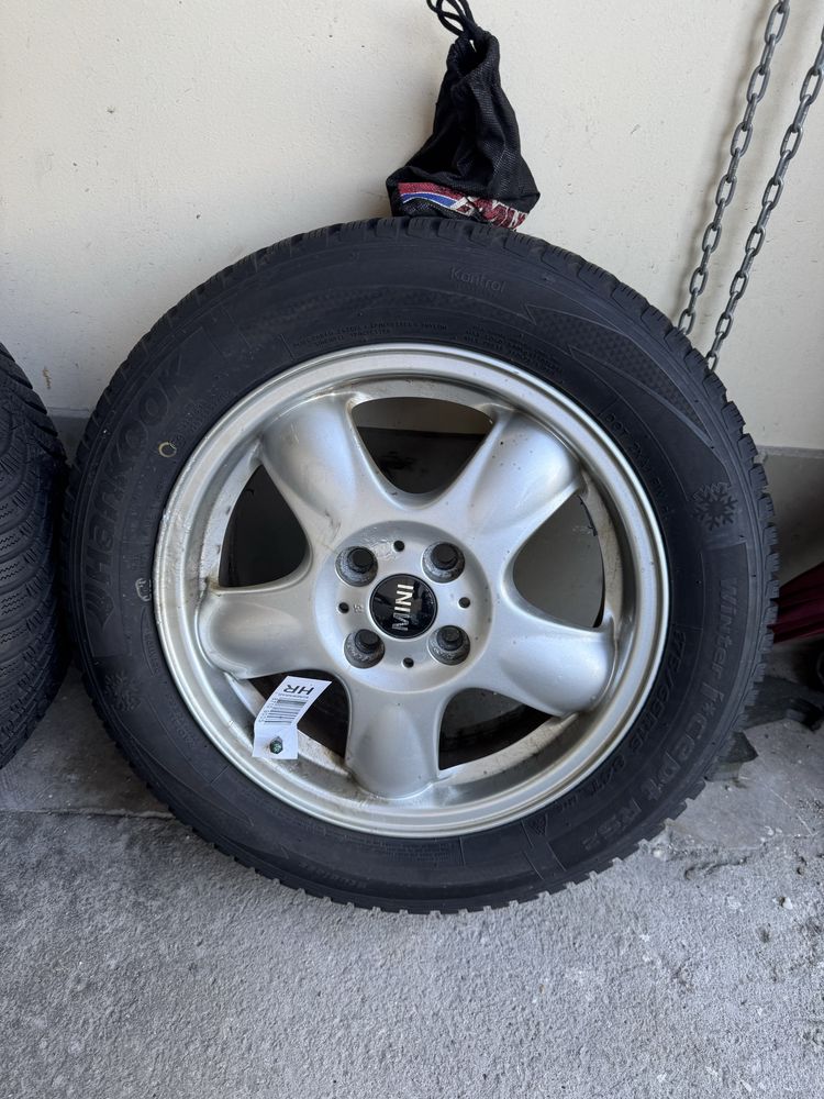 Jante 15” mini r56 4x100 com pneus impecaveis