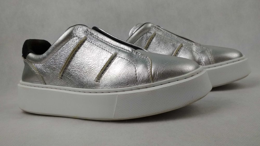 CLARKS Hero Lite Slip Półbuty Buty Codzienne Wsuwane Skórzane Roz. 42