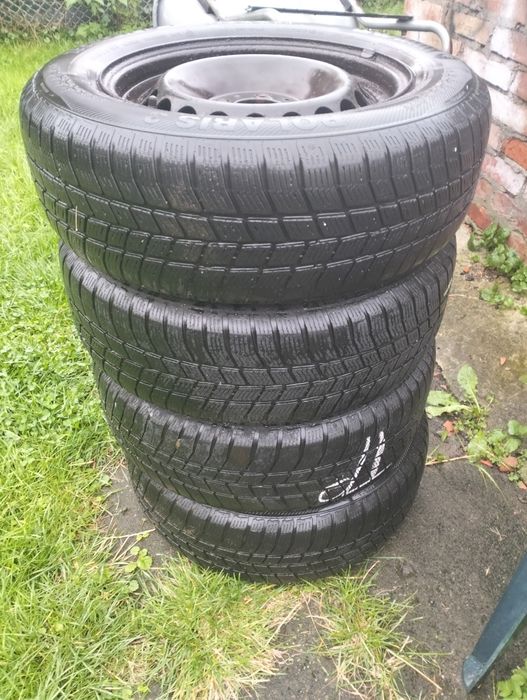 Koła opony zimowe mercedes 195/65/15 stalowe