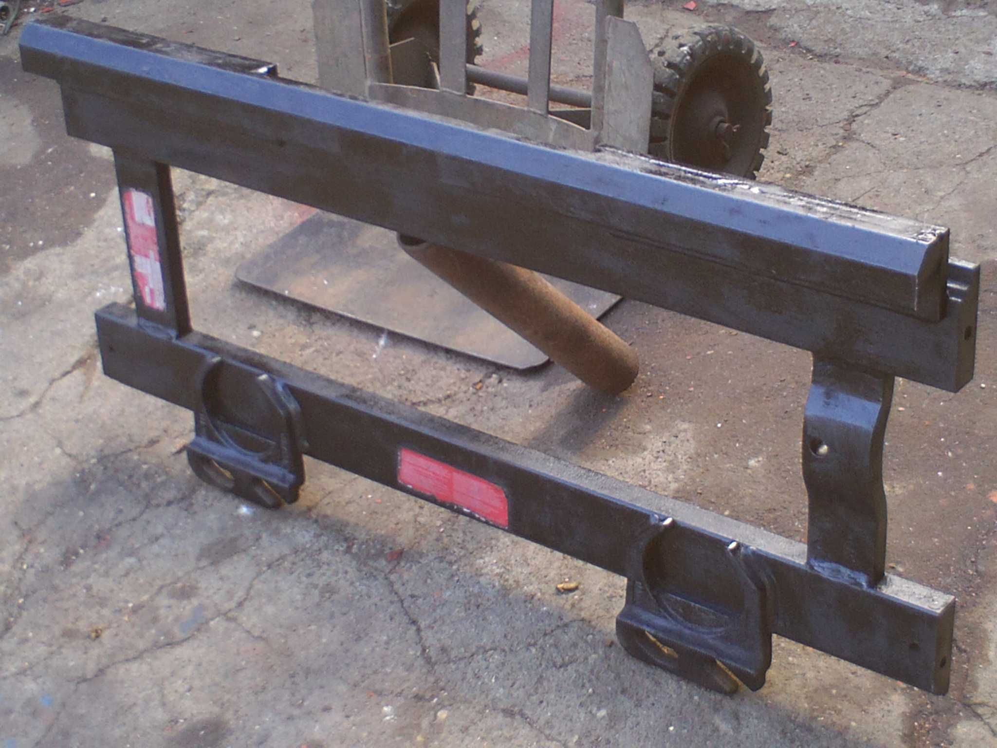 frente\grelha\trempe\suporte universal para  garfos\patolas