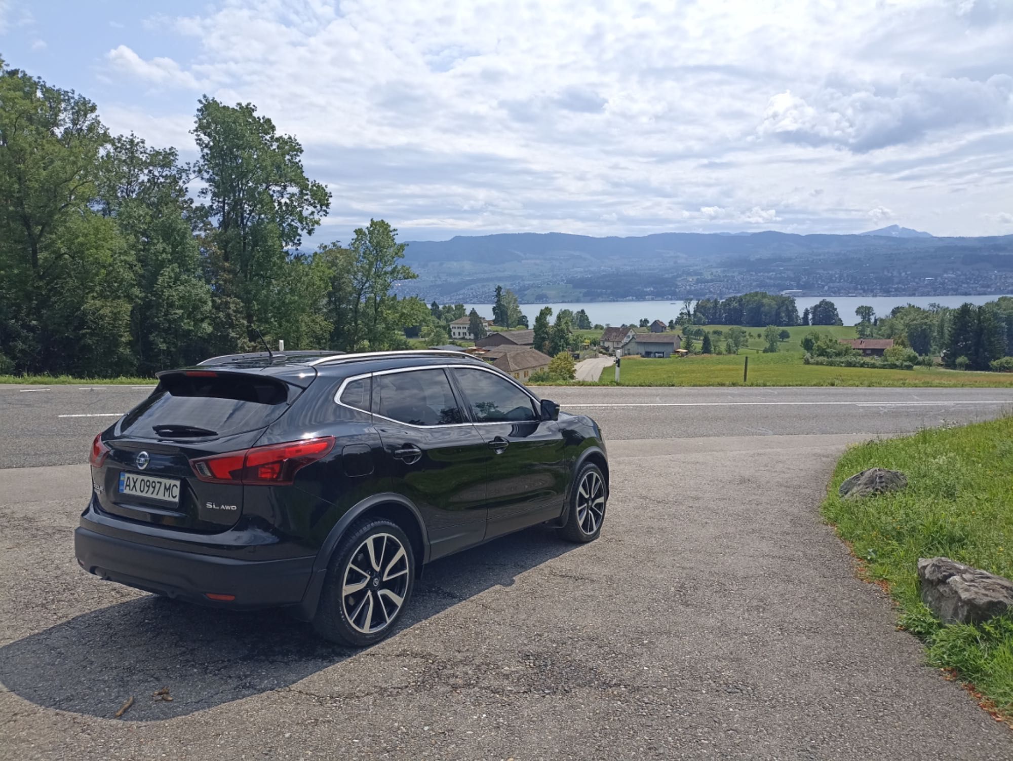 Продам Nissan Rogue Sport