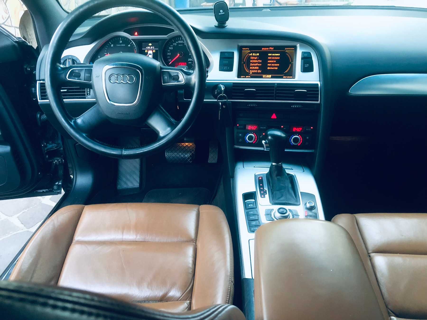 Продам автомобіль AUDI A6 C6 2010 р. 2.0 TDI AG