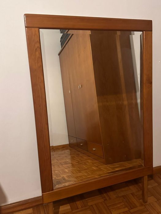 Espelho em óptimo estado