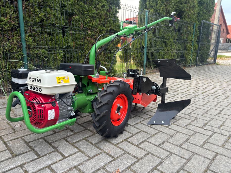 Traktorek Dzik Glebogryzarka Agria 3600 plug BCS Goldoni powystawowa