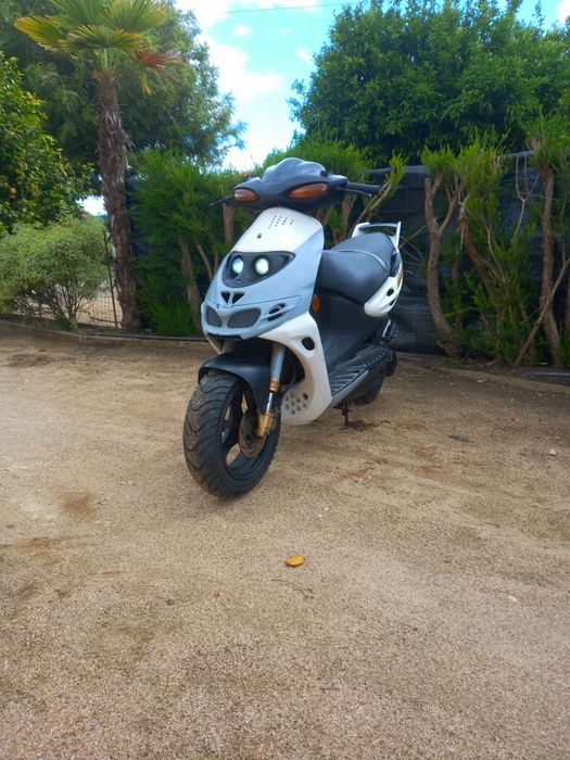 Vendo Suzuki AY 50 WR ( ACEITO TROCAS)
