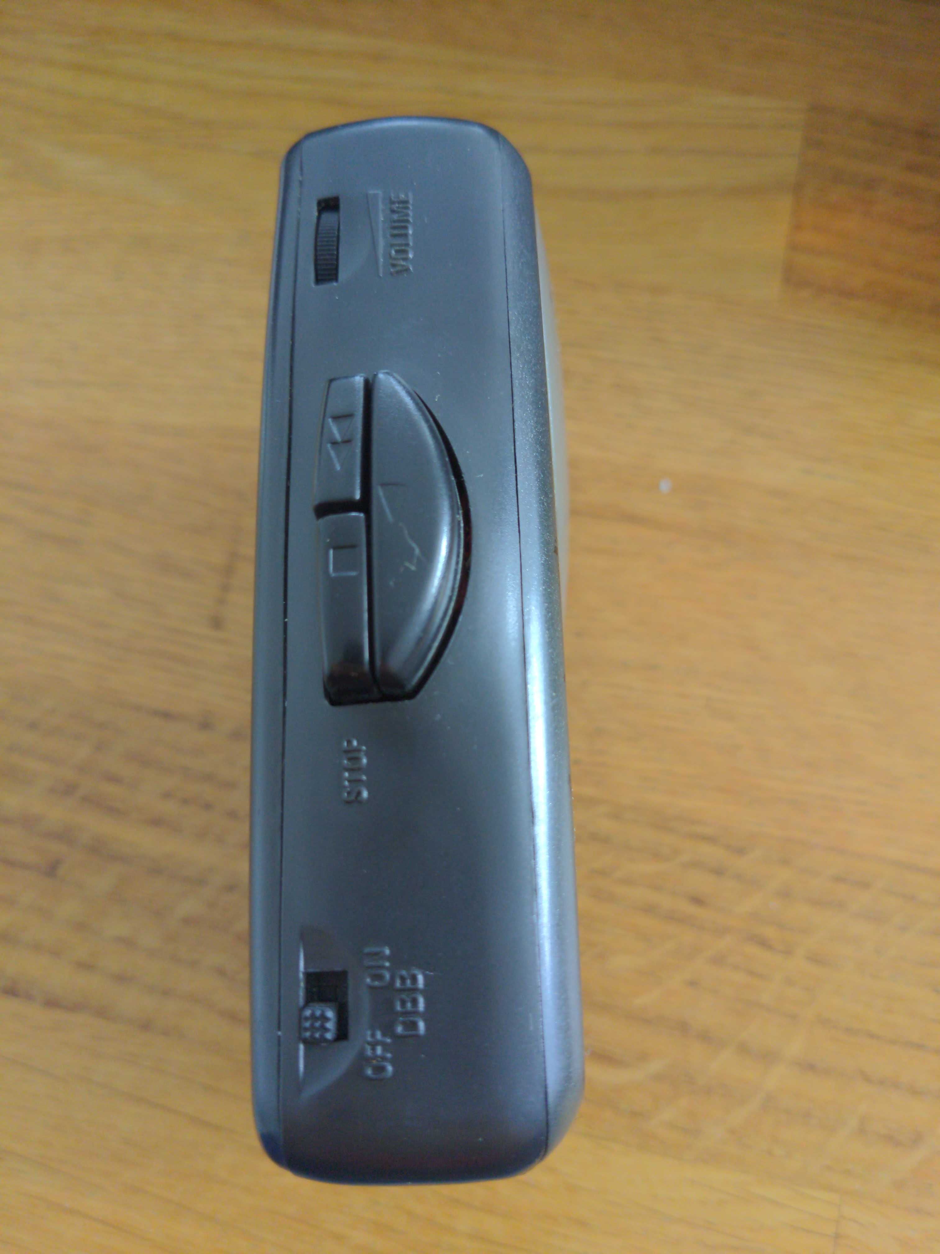 Walkman Philips AQ6560 z radiem