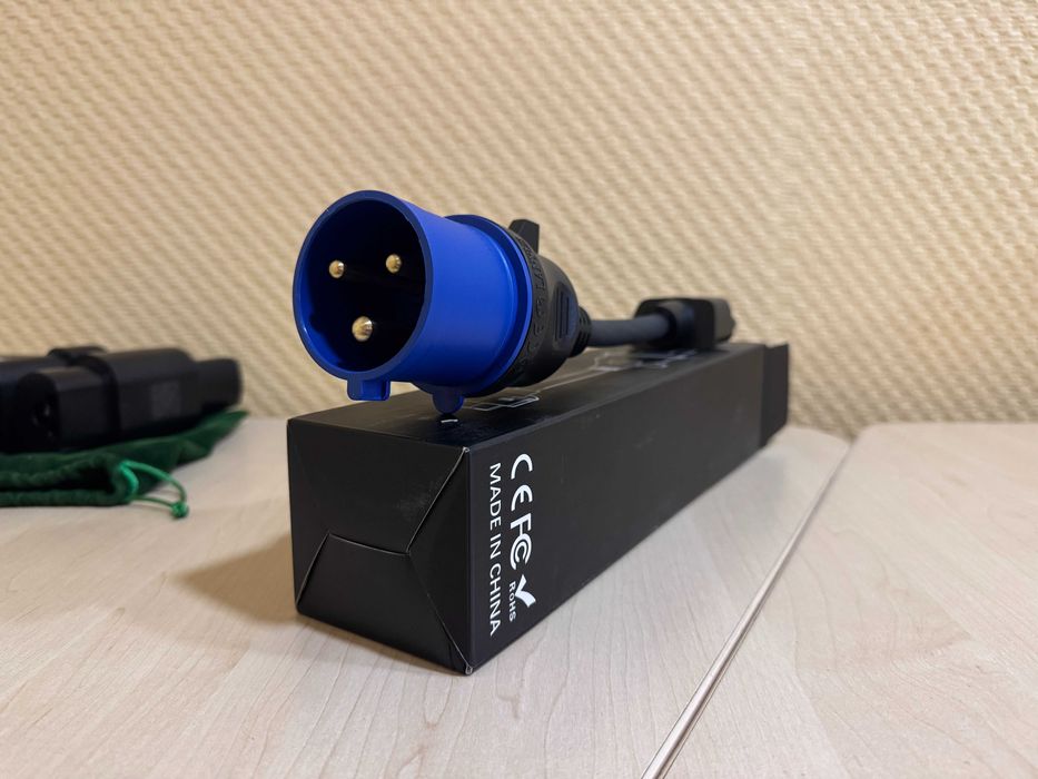 Адаптер для зарядного пристрою Tesla Gen 2 (32A 7.3 kWt)