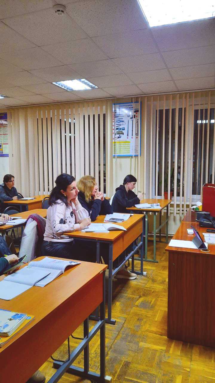 Автошкола Чернігів RedАвто School