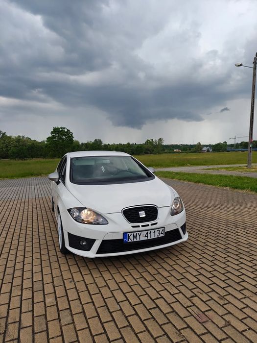 Seat Leon Seat Leon 2 FR 211 KM 2010r.