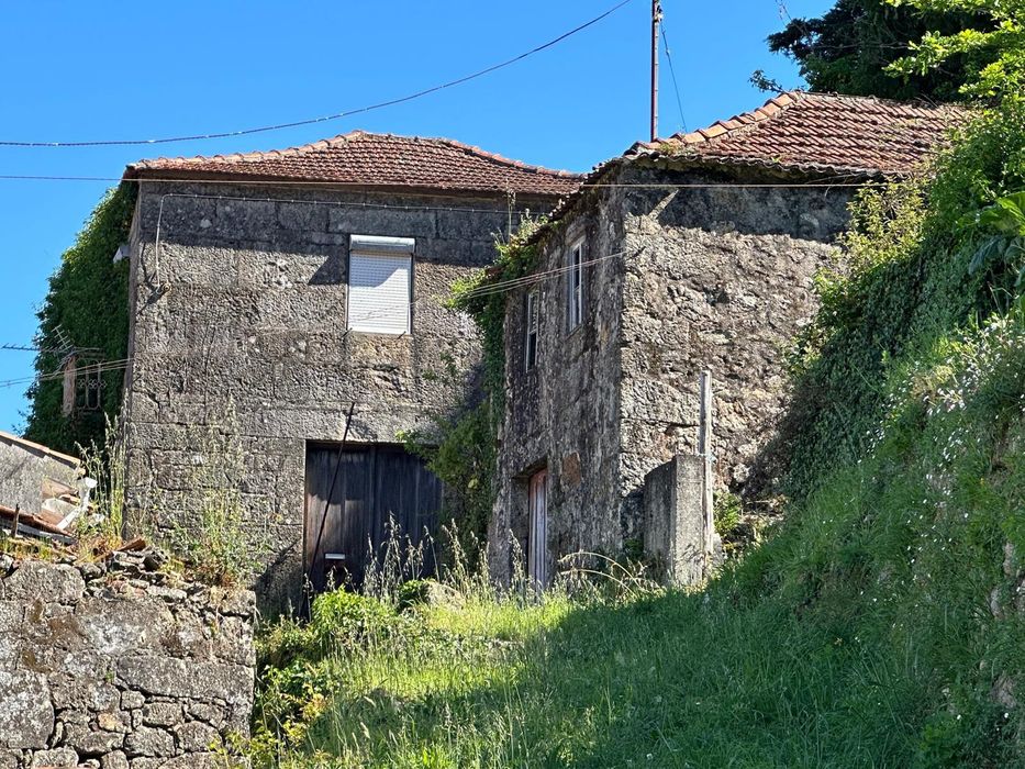 Moradia T3 + T1 Melgaço
