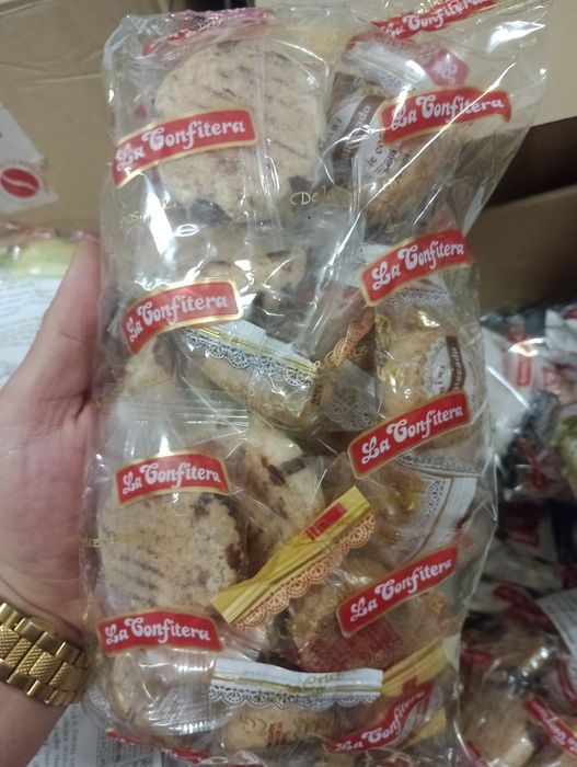 2 kg ciastek z Hiszpanii zapraszamy mega