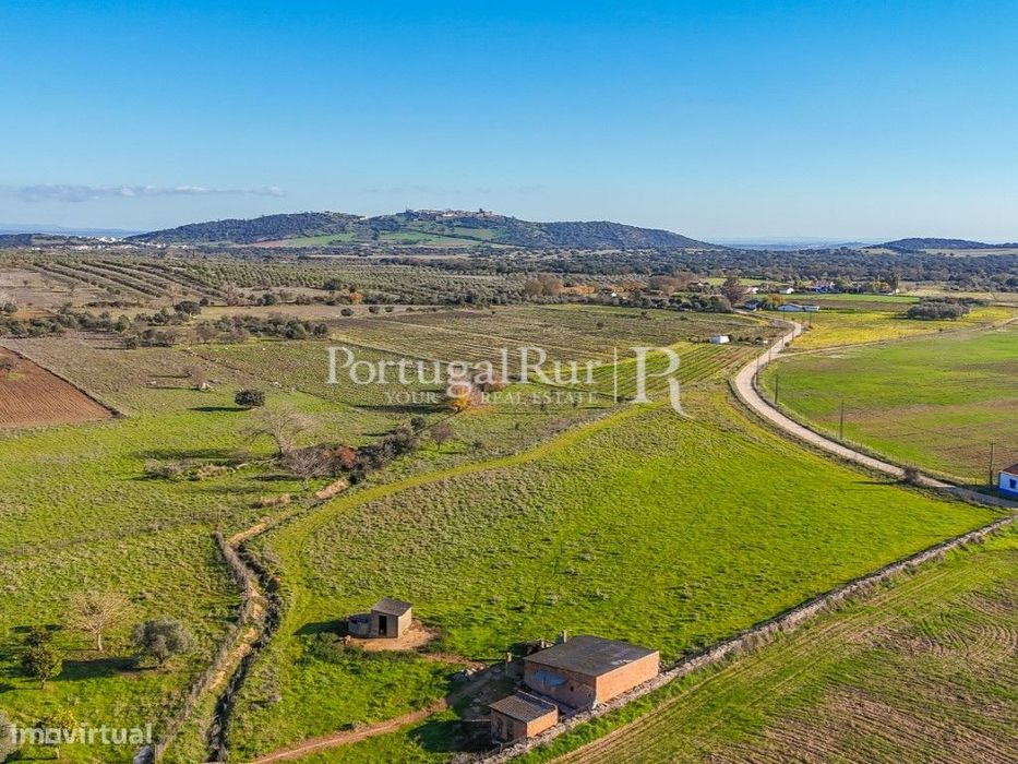 Terreno apto a Alojamento Local