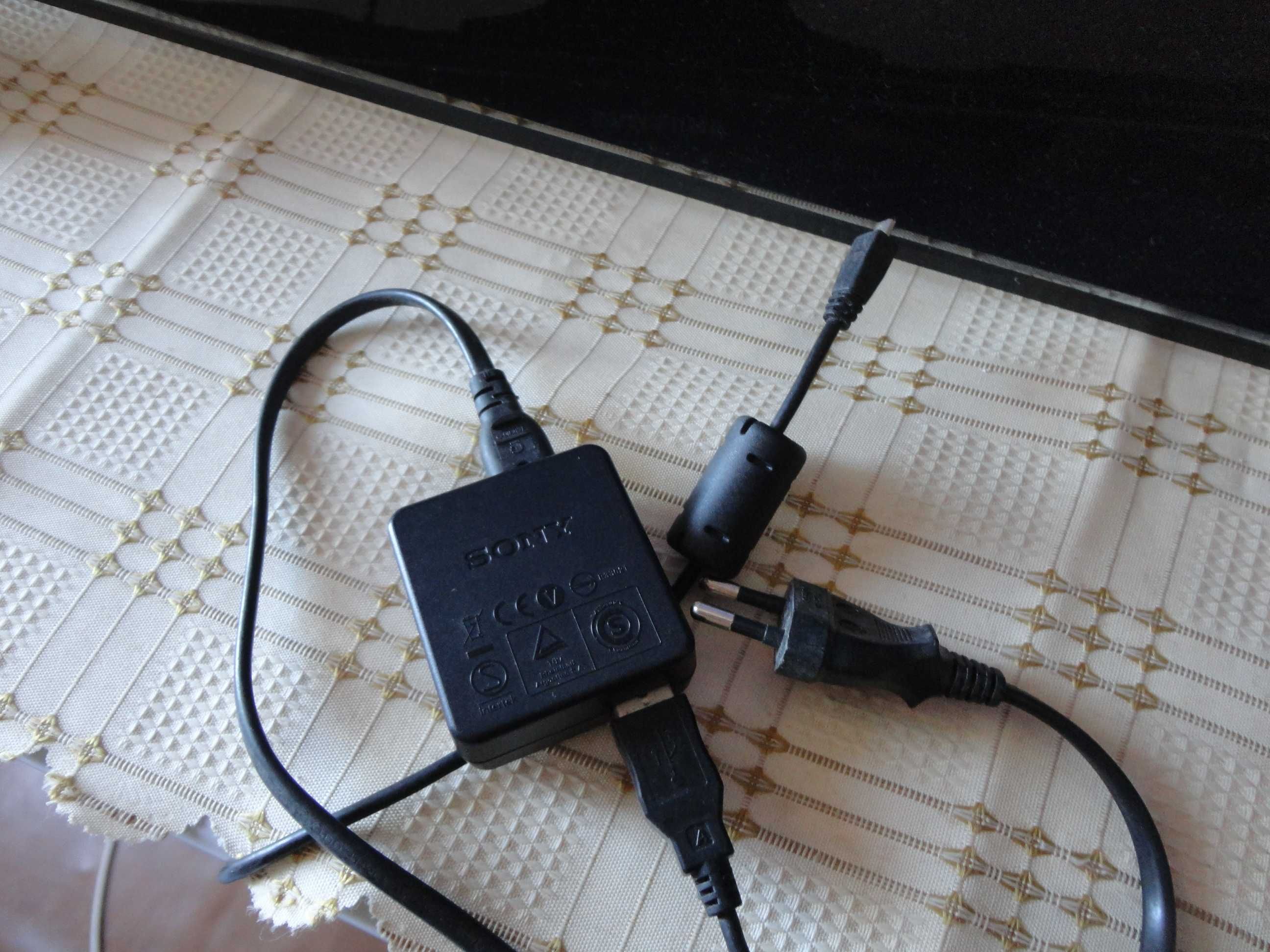 Vendo  caregador      para  maquina  foto  SONY .