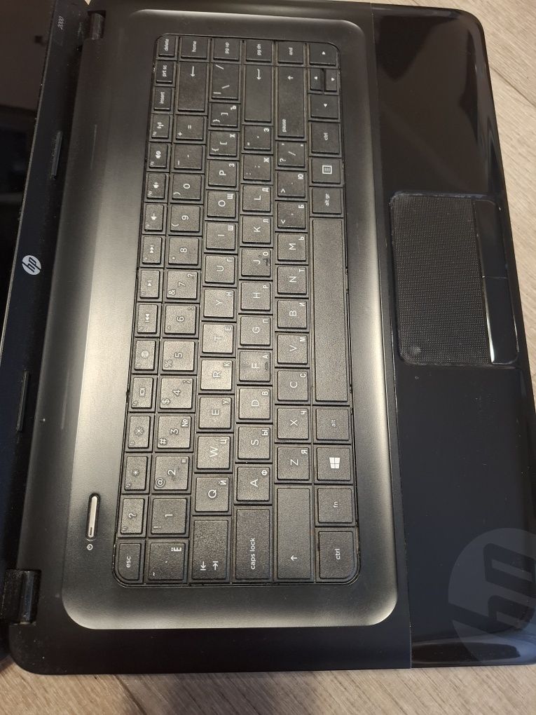 Продам вживаний ноутбук HP