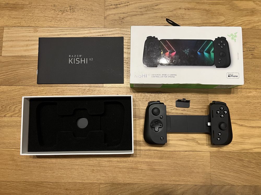 Razer Kishi V2 for iOS Lightning Black (RZ06-04190100-R3M1)