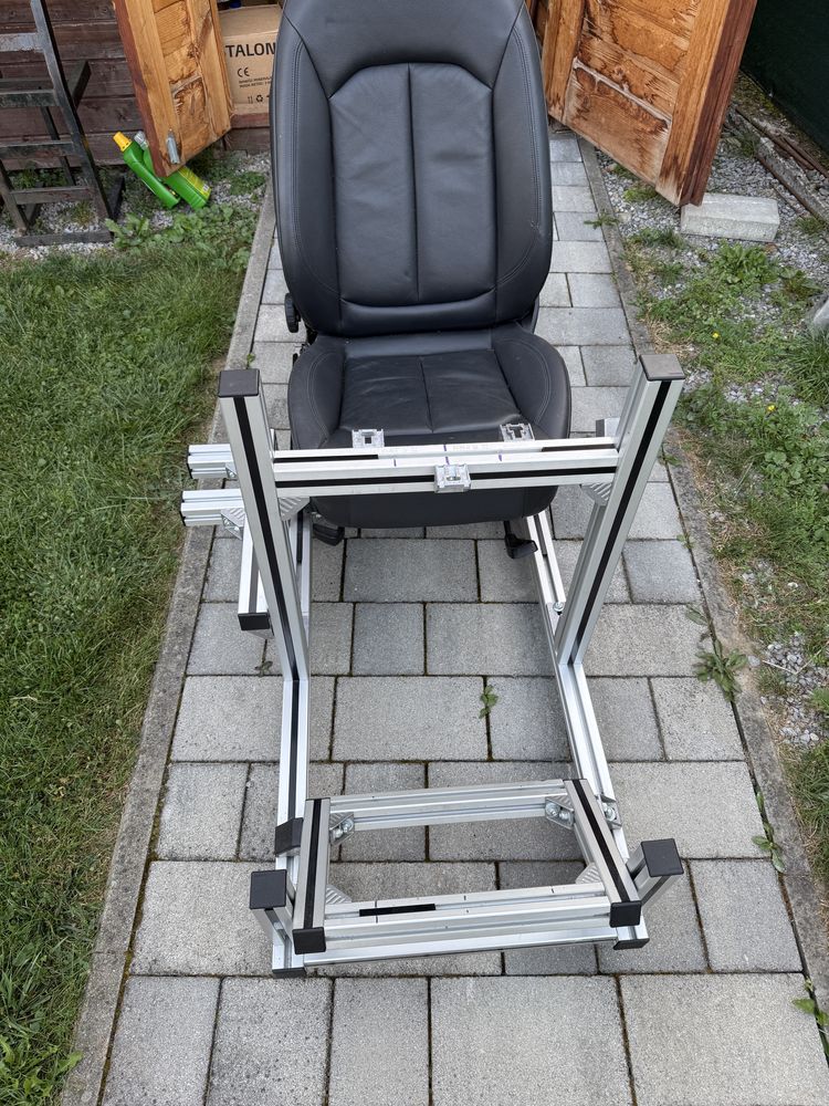 Stelaż simracing + fotel