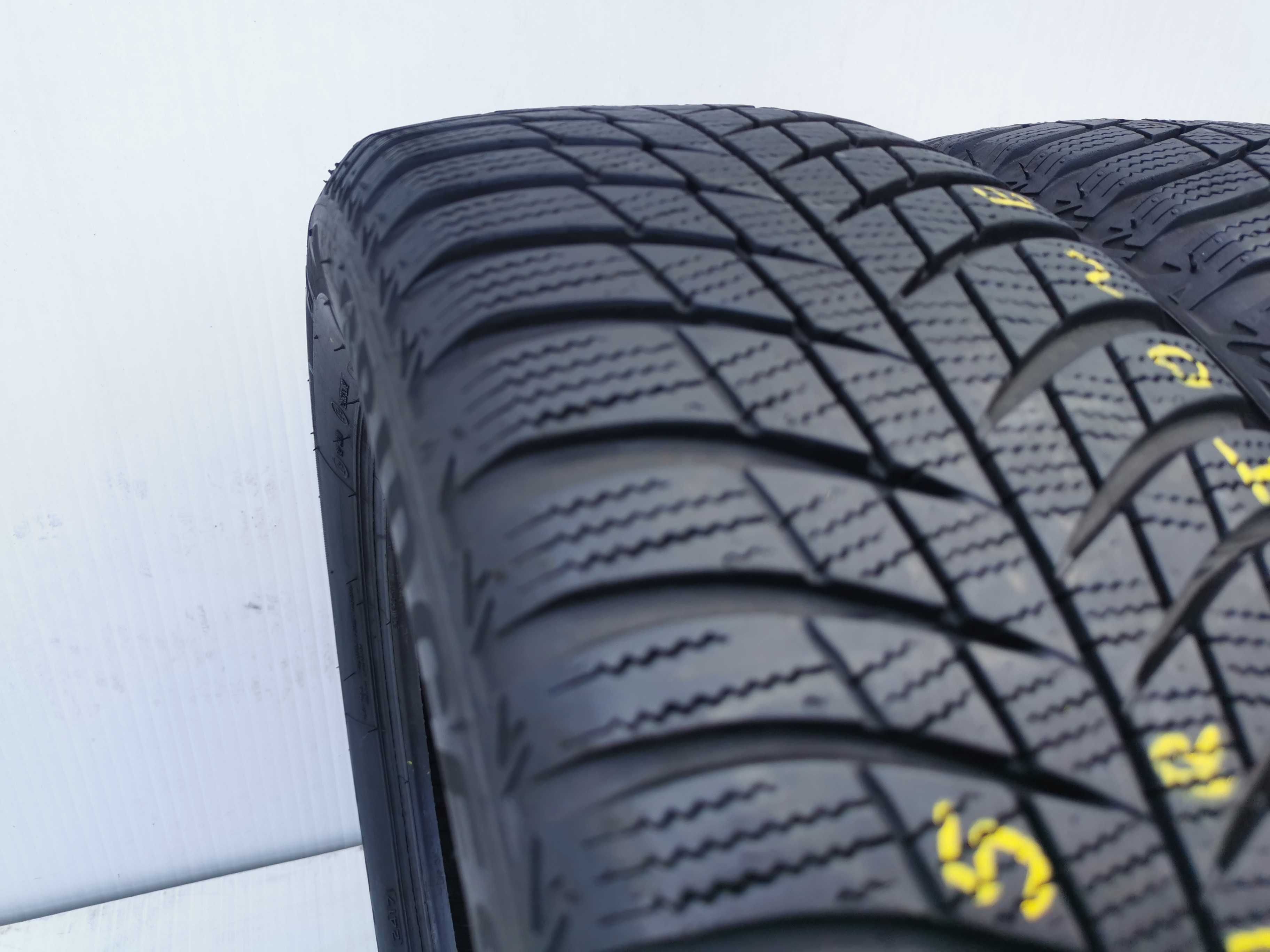 Bridgestone Blizzak LM001 185/60r15 84T 6mm N0247