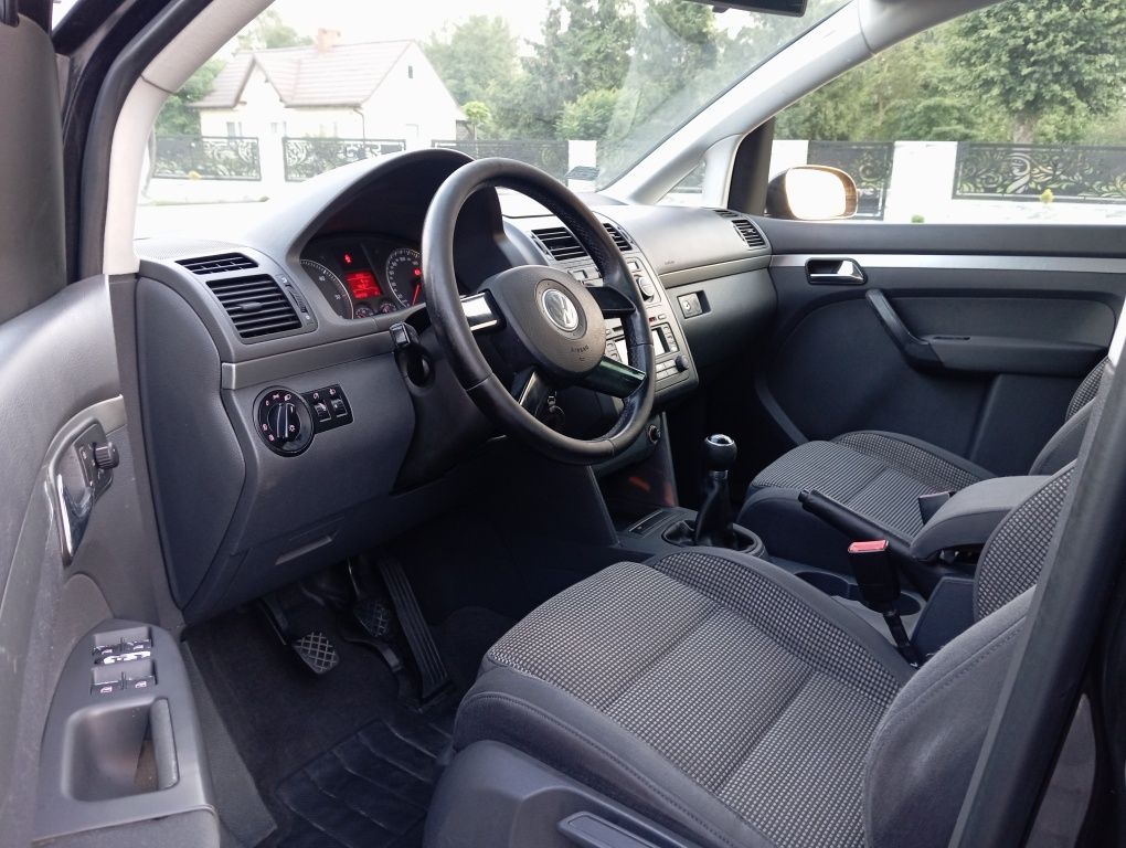 VW Touran 1.9 TDi B K C*2005/2006*ZADBANY I SPRAWNY *