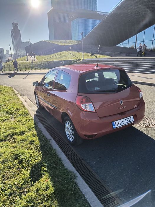 Renault Clio Pewne Clio ,super stan! Oferta prywatna