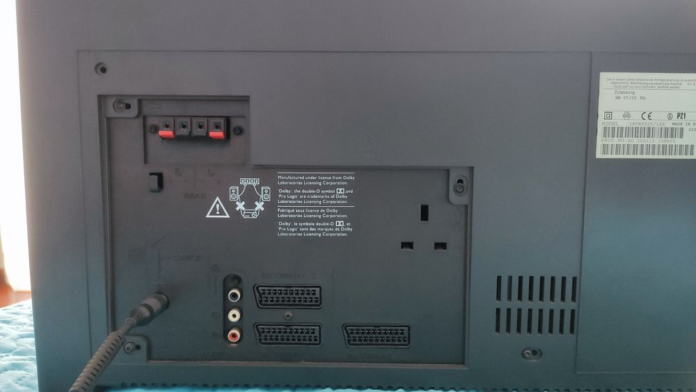 Televisão Philips 28" 16:9