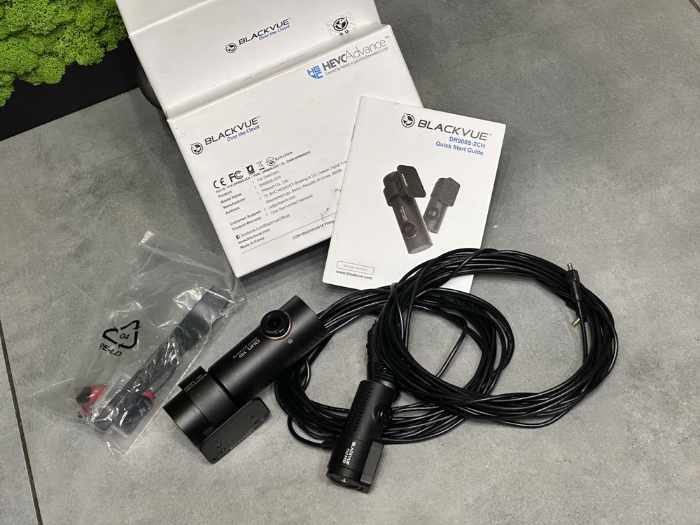 Rejestrator BlackVue 4K UHD DR900S-2CH