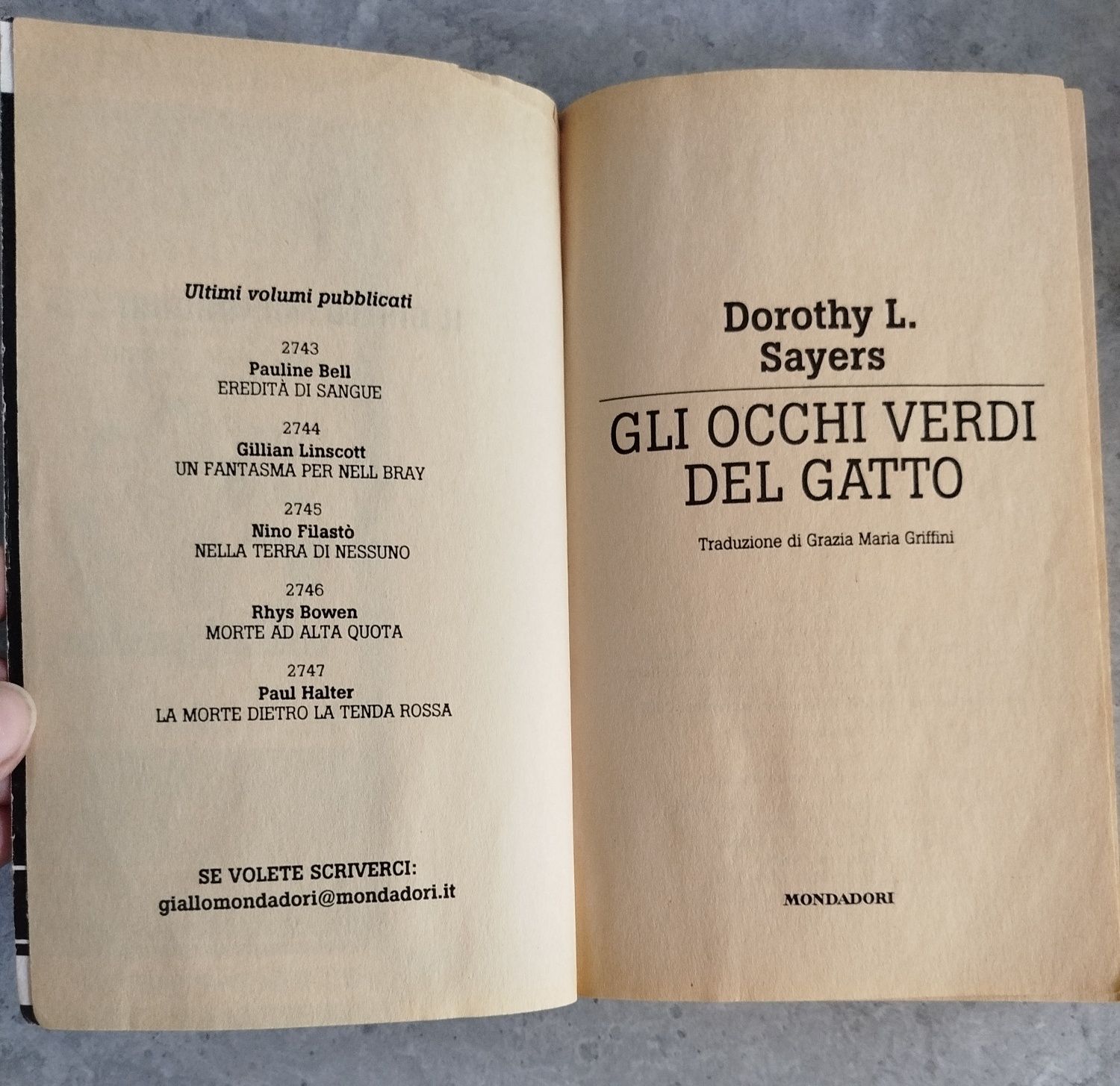 Dorothy L. Sayers Gli occhi verdi del gatto Książka w języku włoskim