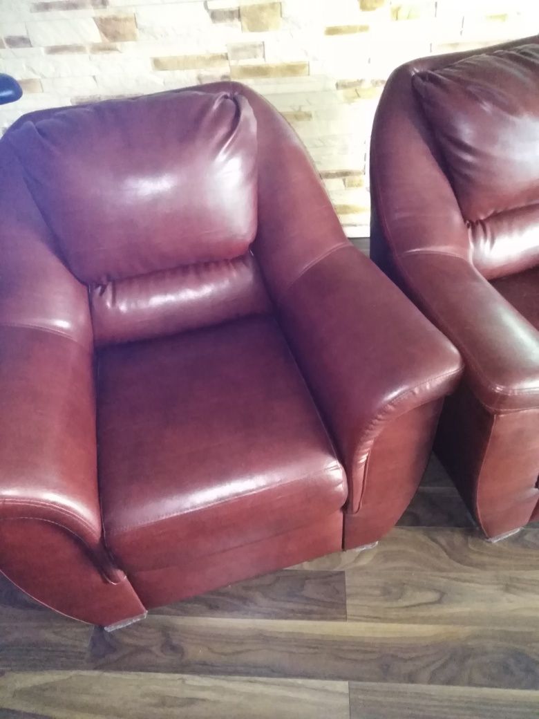 Sprzedam meble  - sofę i 2  fotele