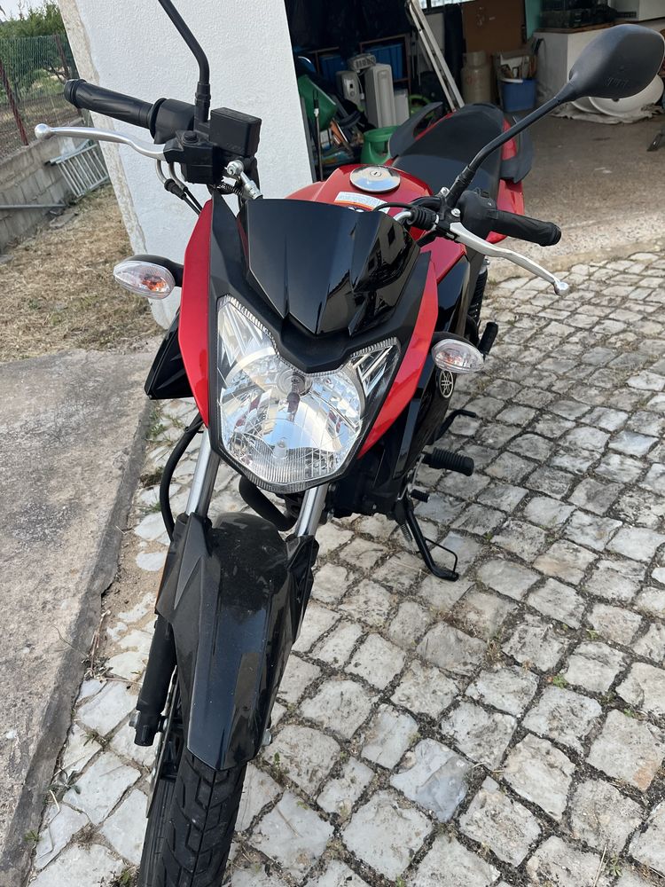 Yamaha YS125 Como Nova