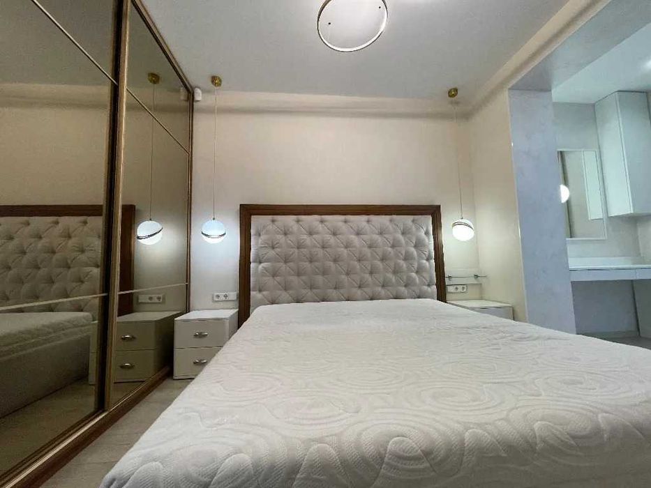 Продам 4к квартиру в ЖК "Атлант" на А. Поля (низ)