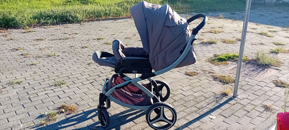 Carrinho da marca chicco