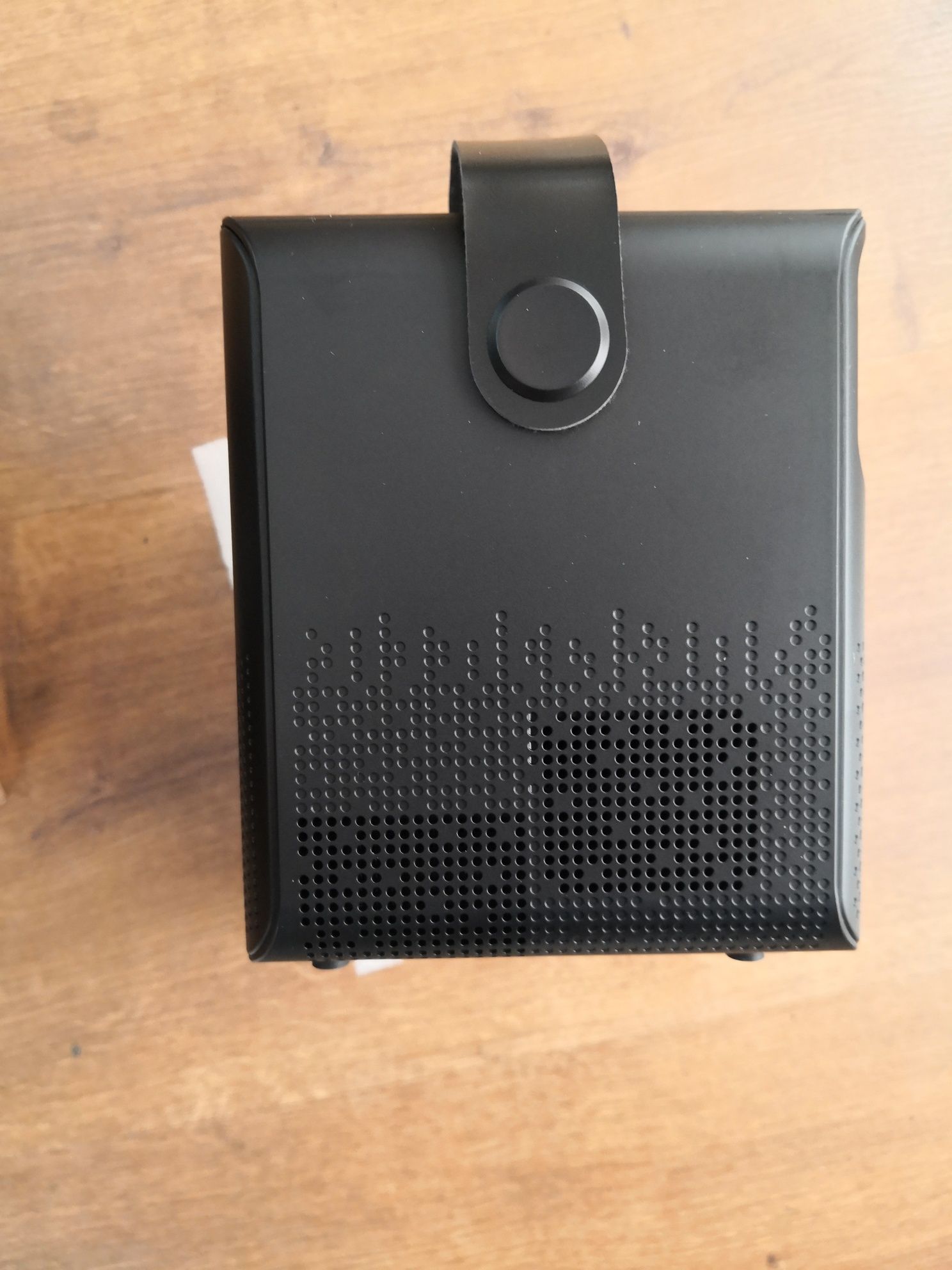 Projektor Isinbox x8