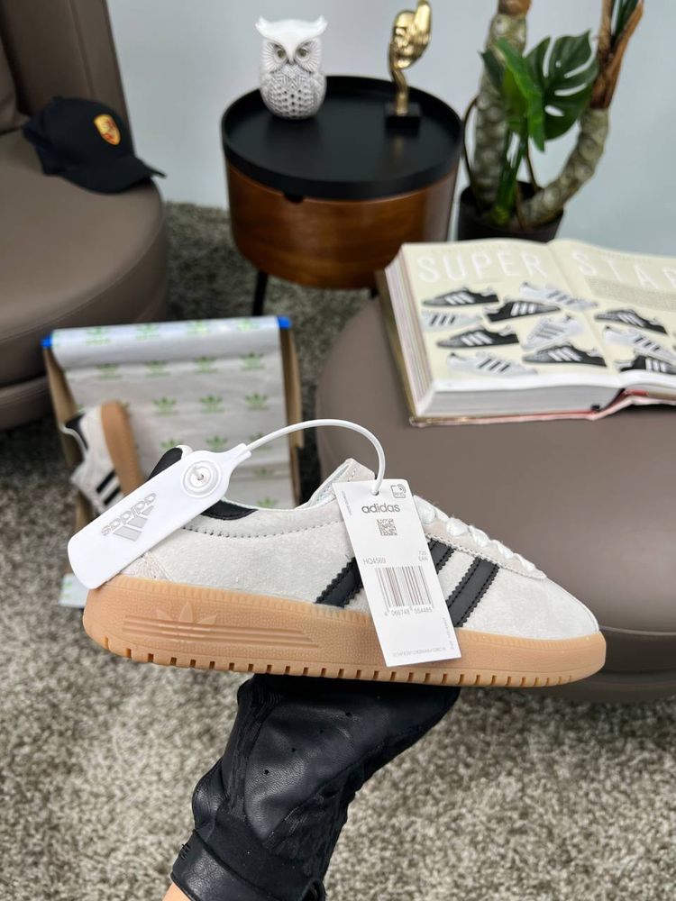 Жіночі кросівки адідас Adidas Originals Bermuda Light Grey Black