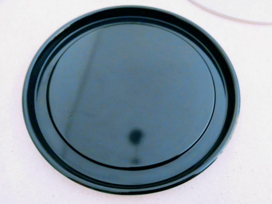 Paelheira elétrica  e prato  com revestimento antiaderente preto nova