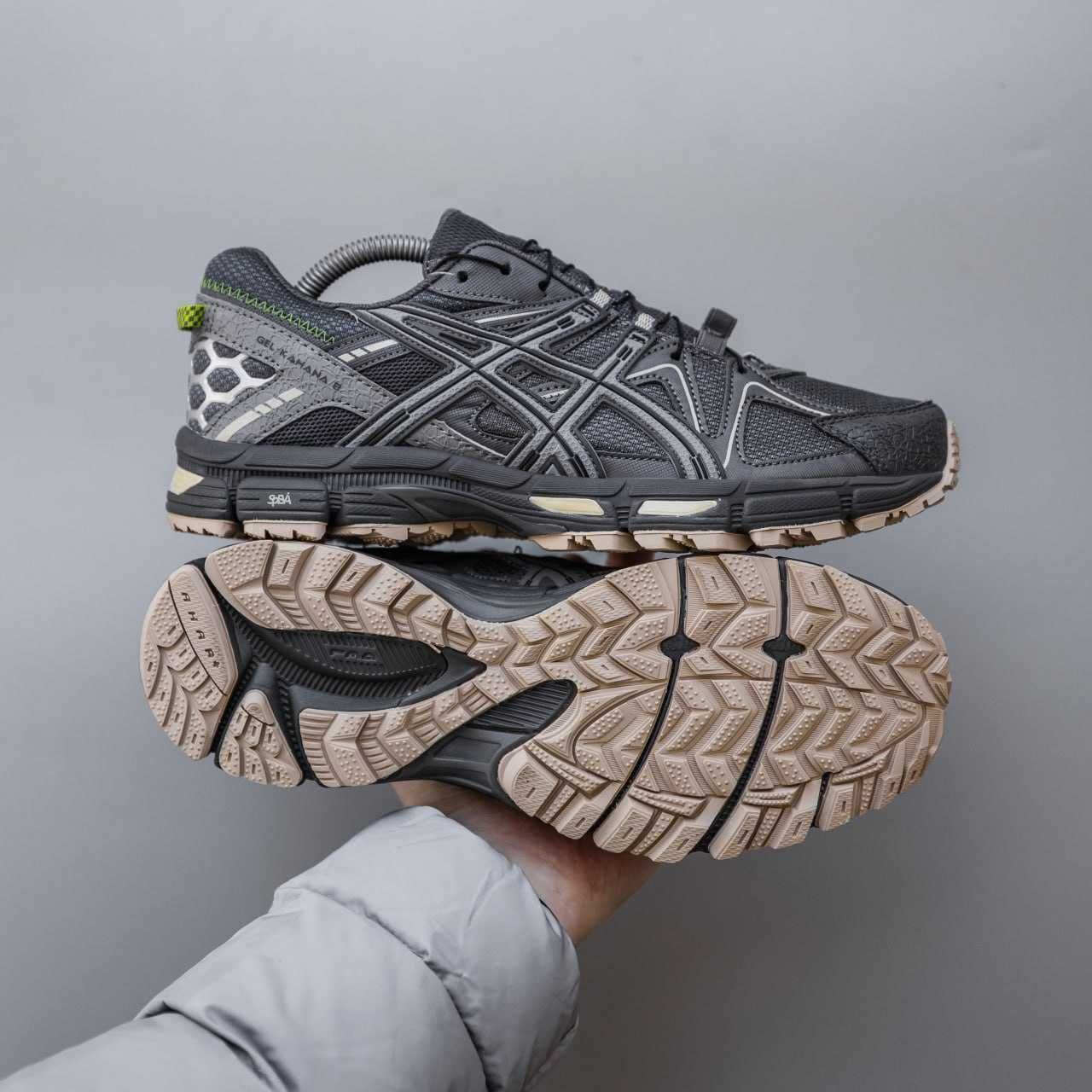 Чоловічі кросівки Asics gel-kahana 8 сірий з чорним 2576 ЗНИЖКА