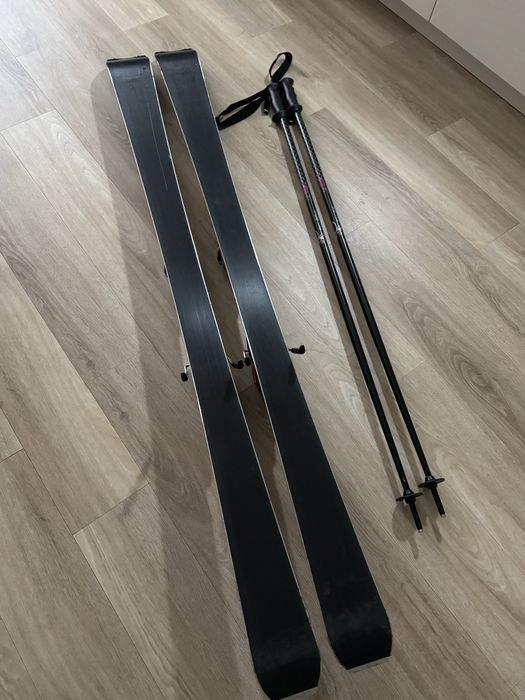 Гірські лижі Rossignol A200