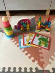 Zestaw zabawek drewnianych, puzzle, wieża drewniana